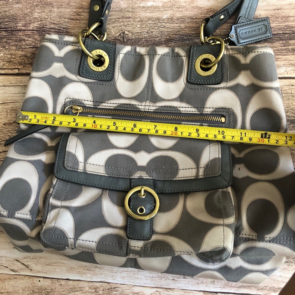 Authentic Coach shoulder bag - Picture 11 of 13